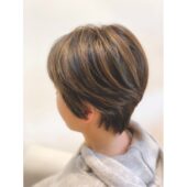 ショートボブ×コントラストハイライト